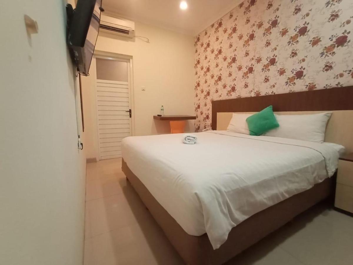 Oyo 90473 Gowin Hotel Kuta Lombok Zewnętrze zdjęcie