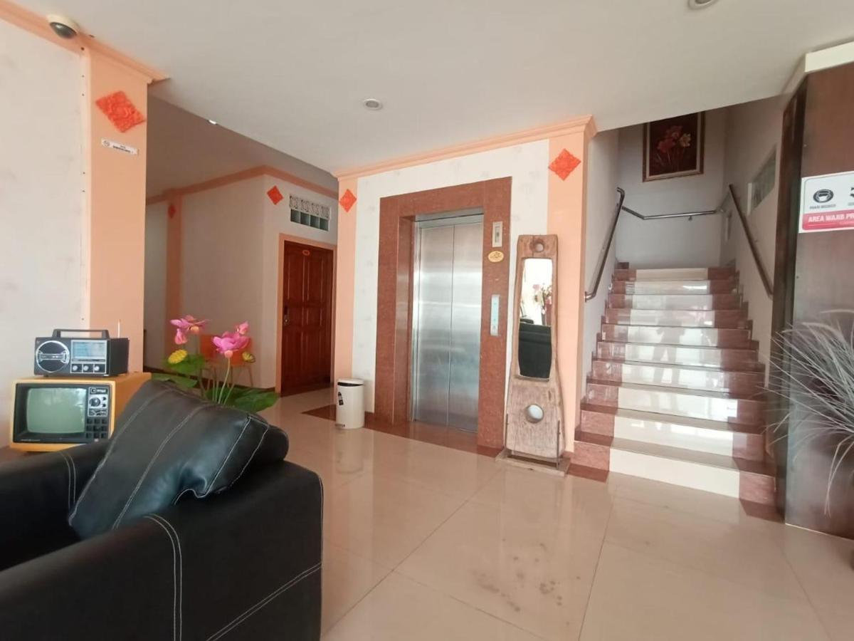 Oyo 90473 Gowin Hotel Kuta Lombok Zewnętrze zdjęcie